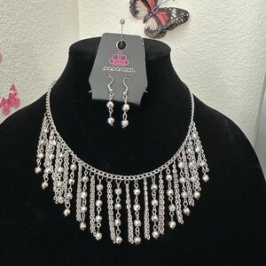 Paparazzi Silver Fringe Necklace and Earring Set